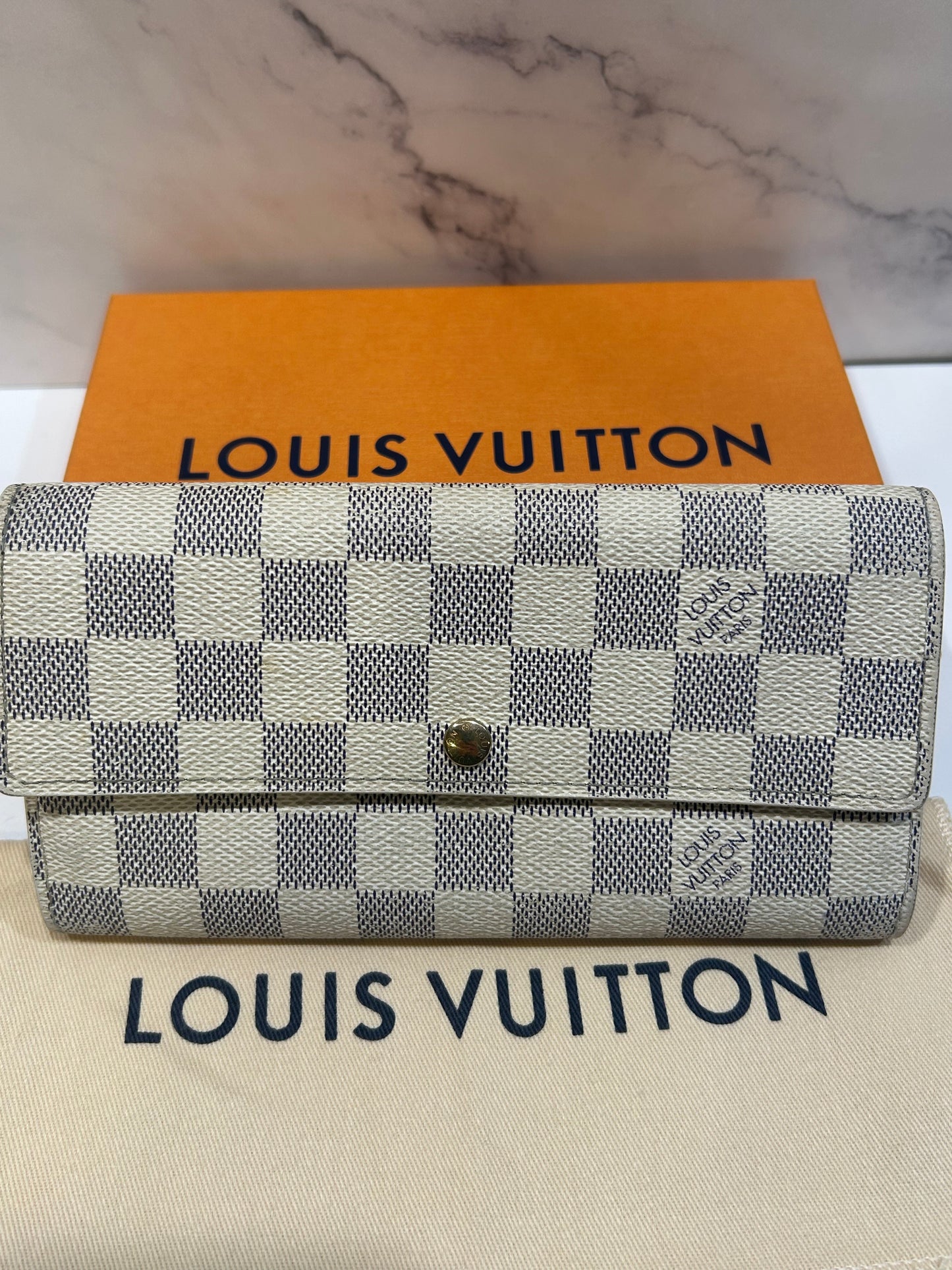 Louis Vuitton Damier Azure Long wallet
