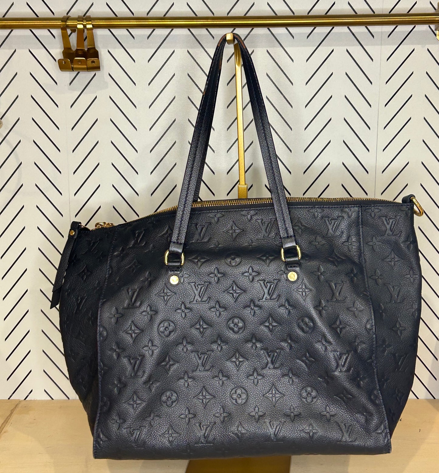 Louis Vuitton Lumineuse Empreinte