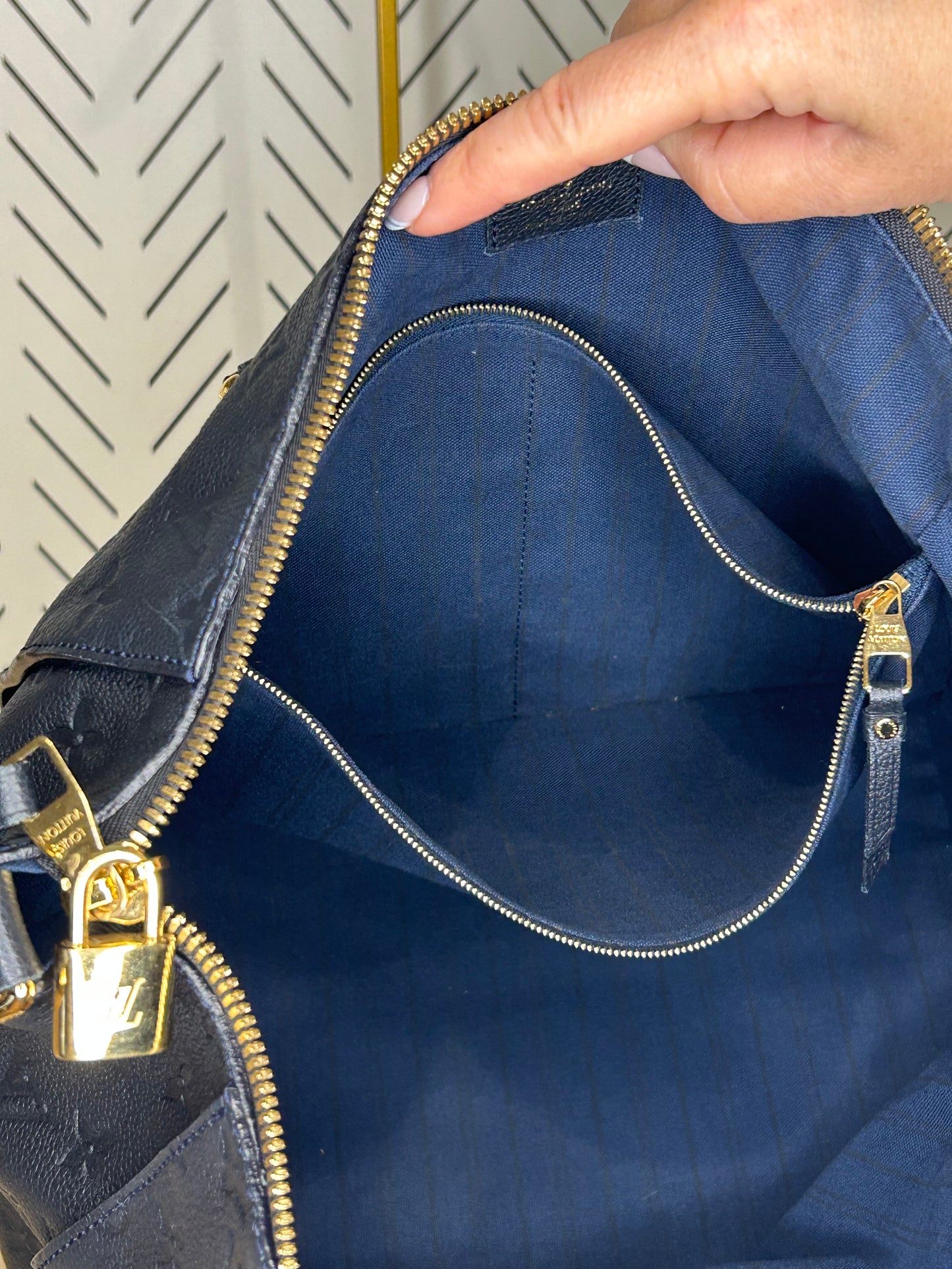 Louis Vuitton Lumineuse Empreinte
