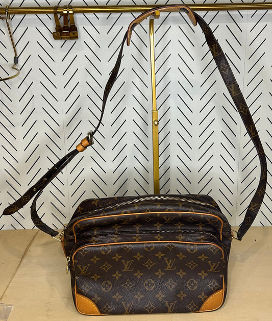 Louis Vuitton Nile