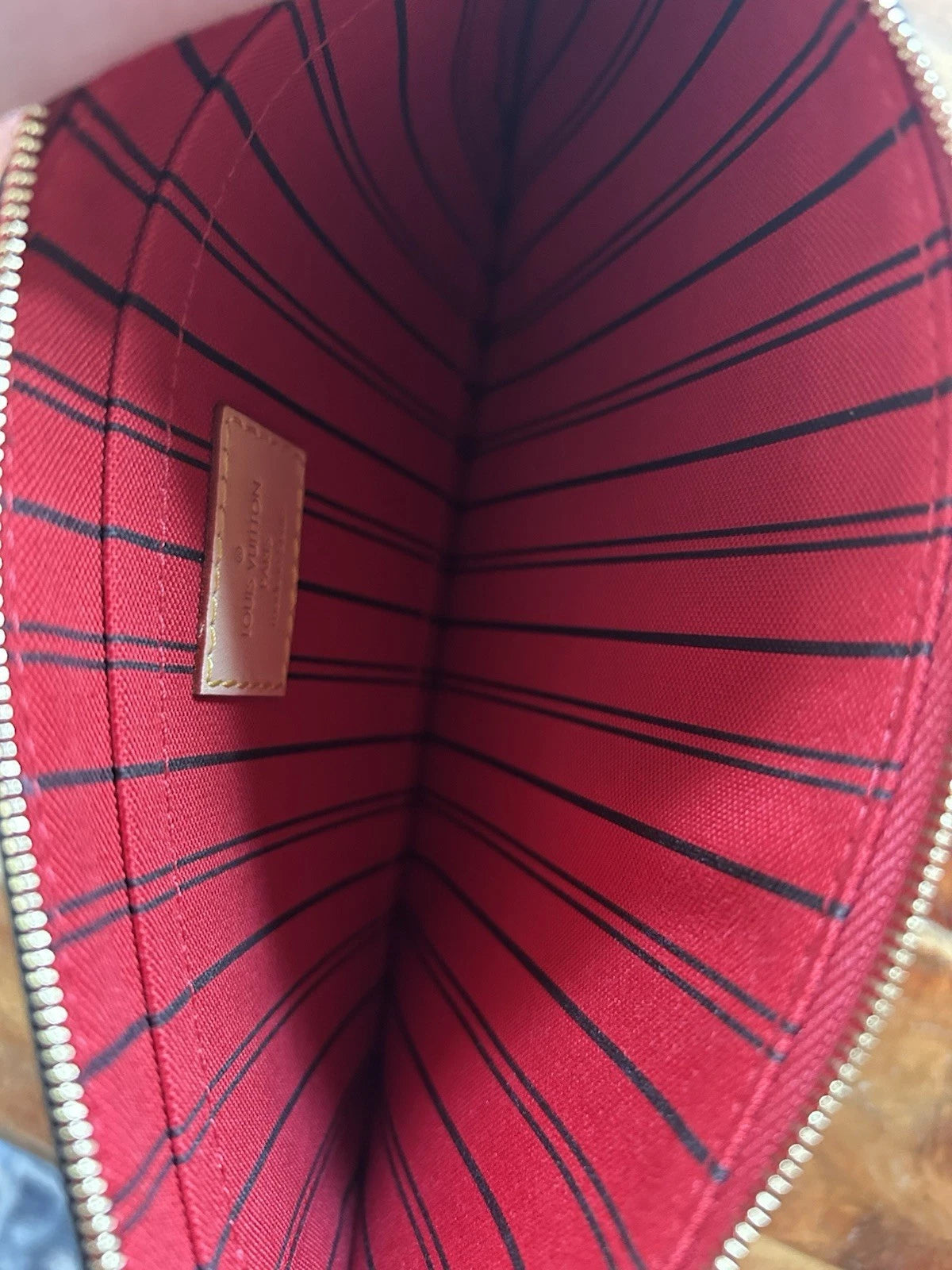 Louis Vuitton Monogram Neverfull Pouch